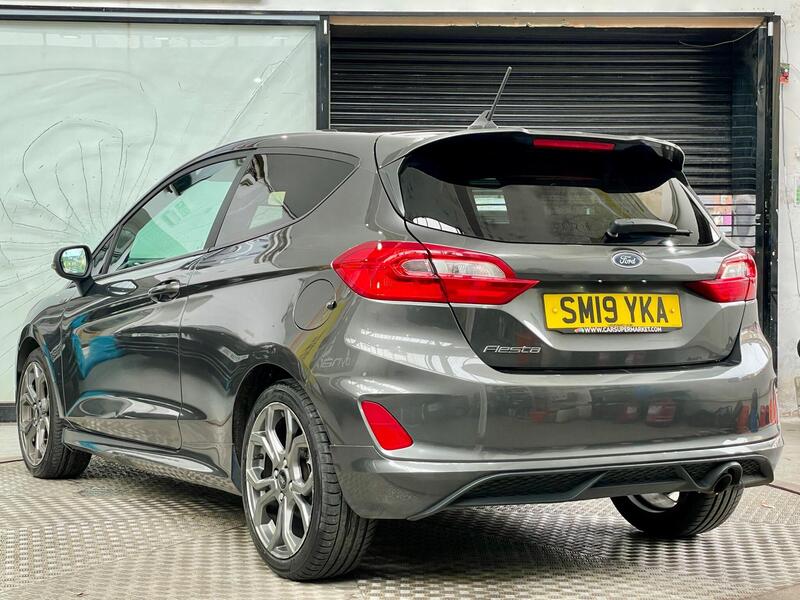 Ford Fiesta view 4