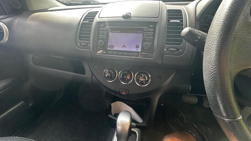 2012 Nissan Note — photo 14