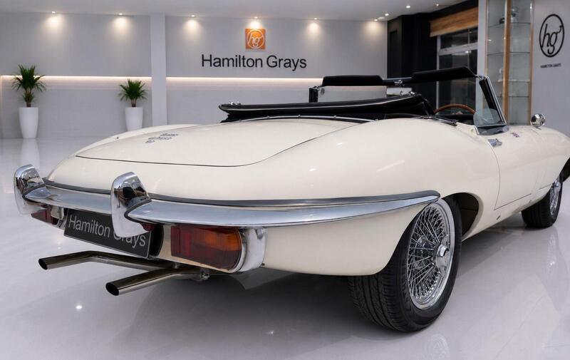 Jaguar E-Type view 5