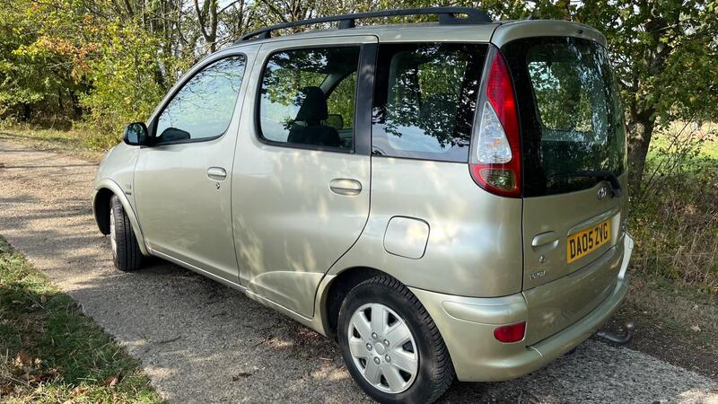 2005 Toyota Yaris Verso — photo 6
