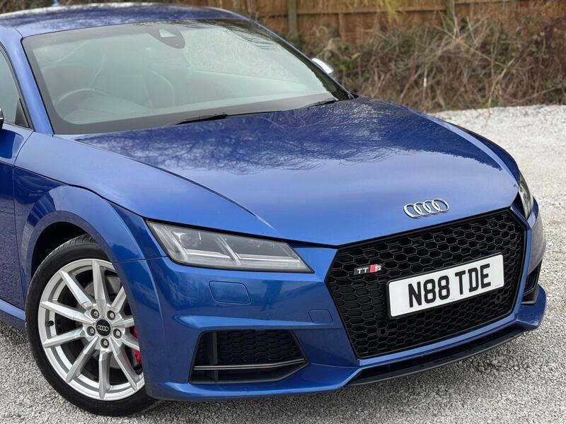 Audi Audi TTS view 4