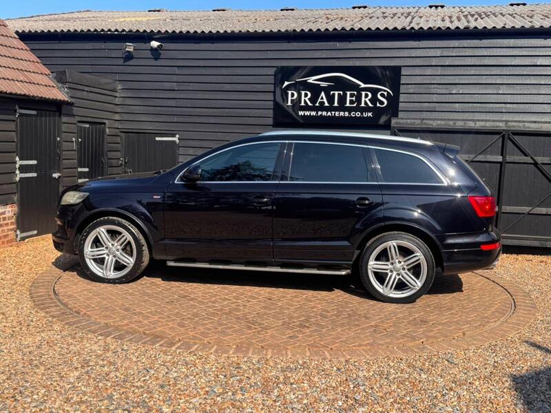 Audi Audi Q7 view 6