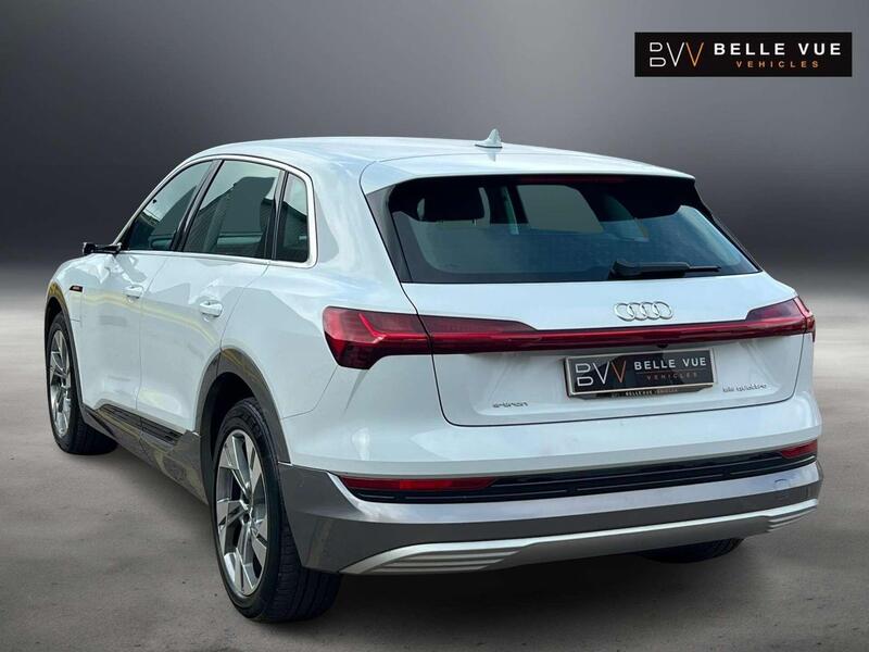 Audi Audi e-tron view 4