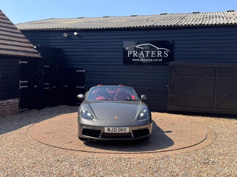 Porsche 718 Boxster view 6