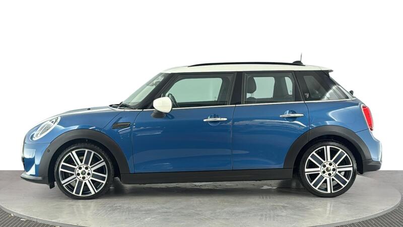 Mini Hatch view 7