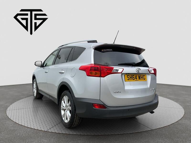 Toyota Rav4 view 5