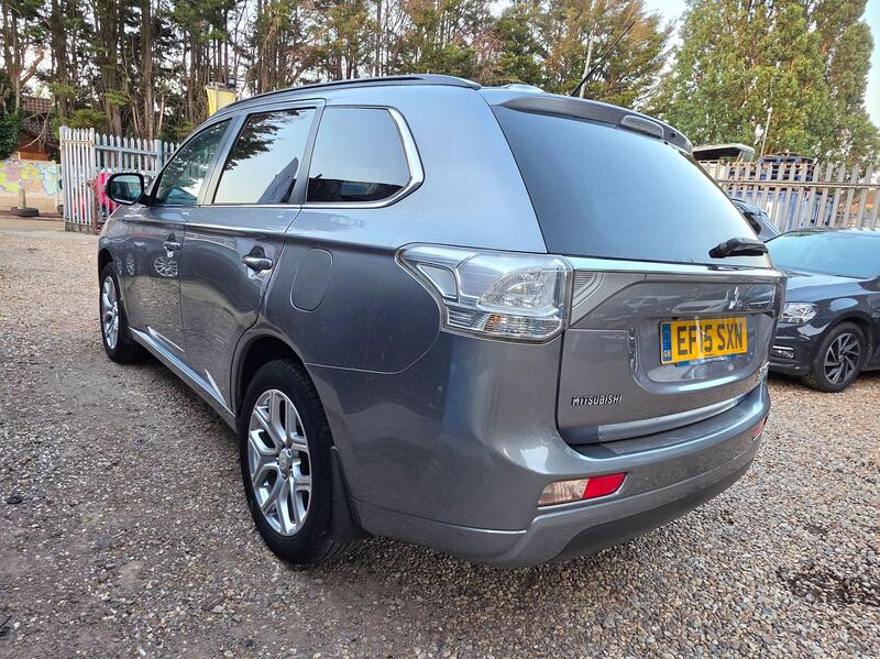 Mitsubishi Outlander 2.0h 12kWh GX4h CVT 4WD Euro 5 (s/s) 5dr thumbnail 6