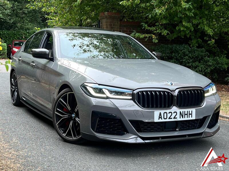 BMW 5 Series view 4
