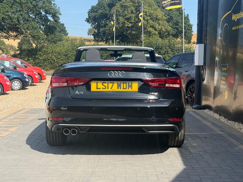 Audi A3 Cabriolet view 4