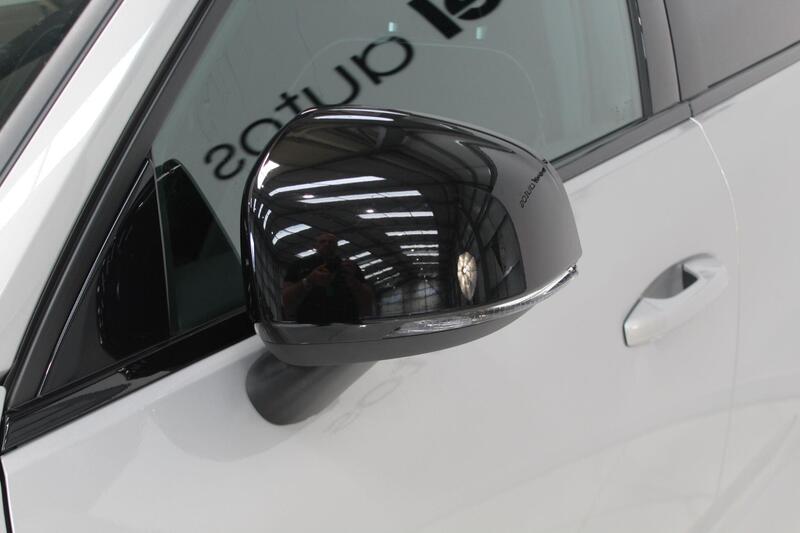 2023 Volvo XC40 in Silver — image 11 of 73