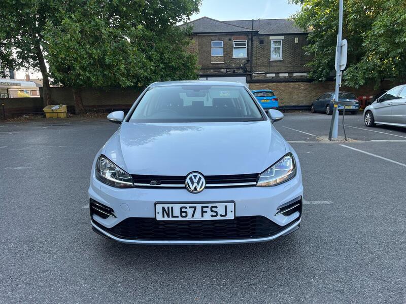 Volkswagen Golf view 2