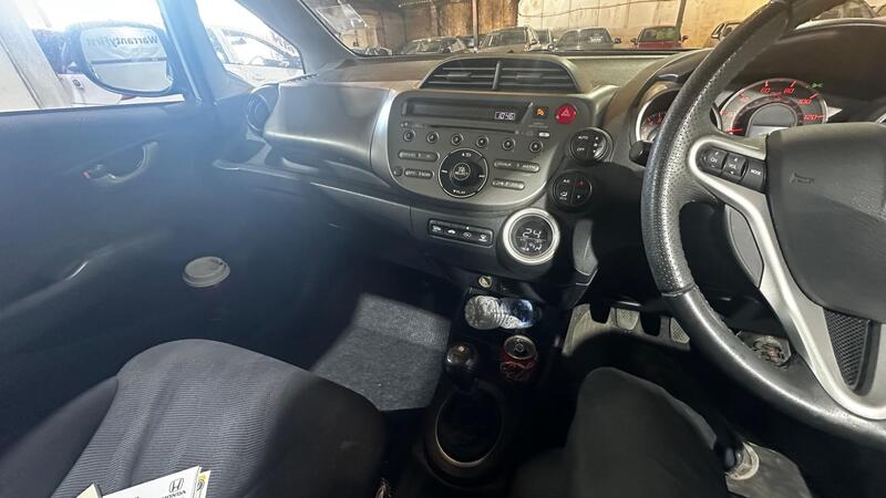 2011 Honda Jazz — photo 14