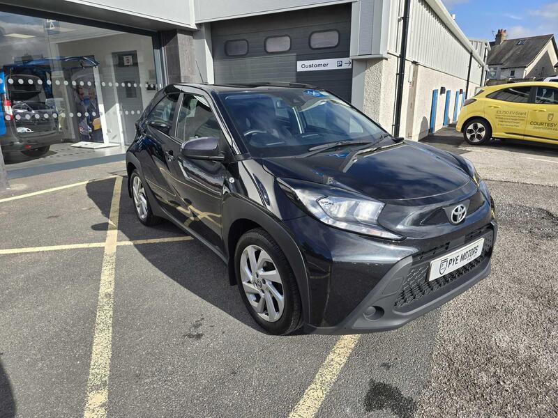 Toyota Aygo X 1.0 VVT-i Pure Hatchback 5dr Petrol Manual Euro 6 (s/s) (72 ps)
