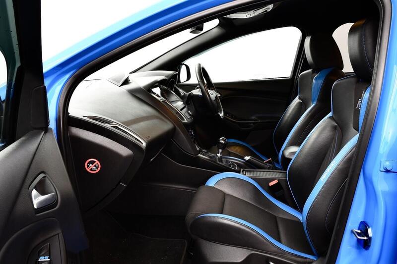 Ford Focus view 2