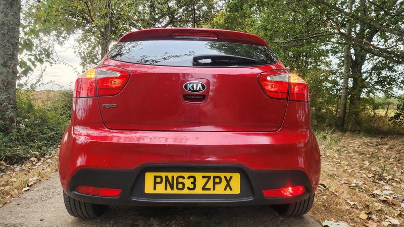 2013 Kia Rio — photo 10