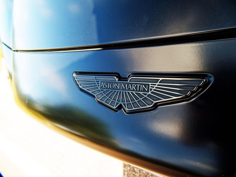 Aston Martin DBX view 13