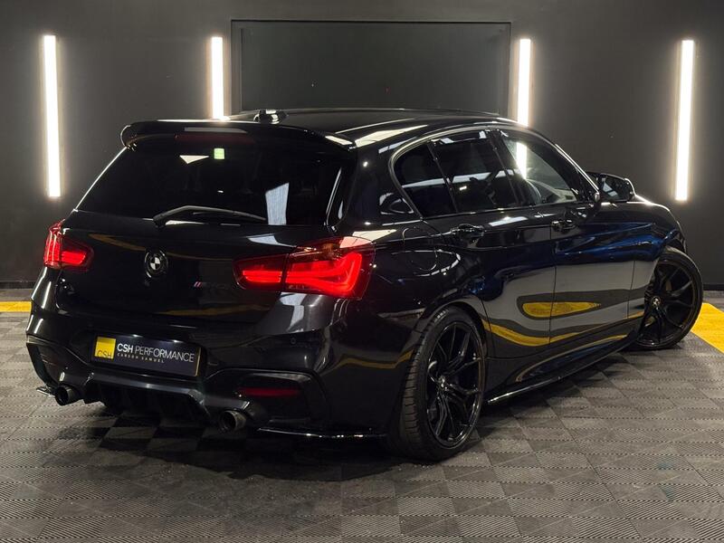 BMW 1 Series view 5
