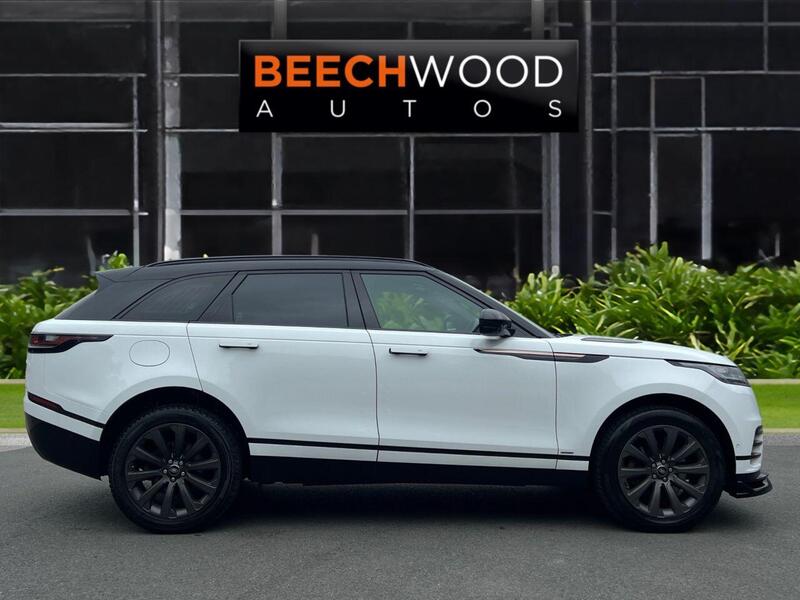 Land Rover Range Rover Velar view 3