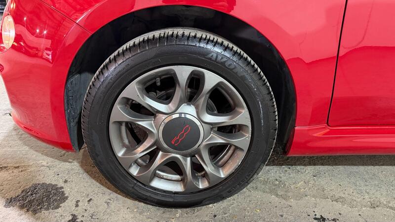 2014 Fiat 500 — photo 22
