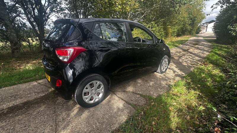 2015 Hyundai i10 — photo 20