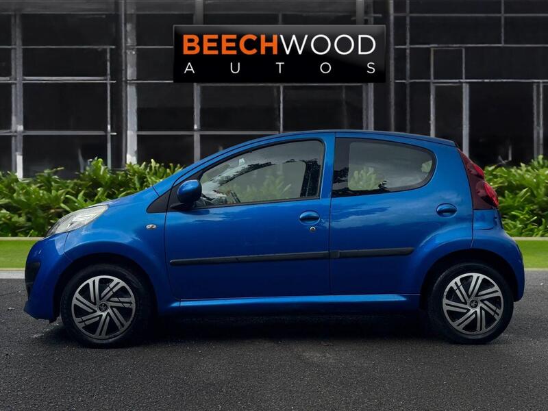 Peugeot 107 view 6