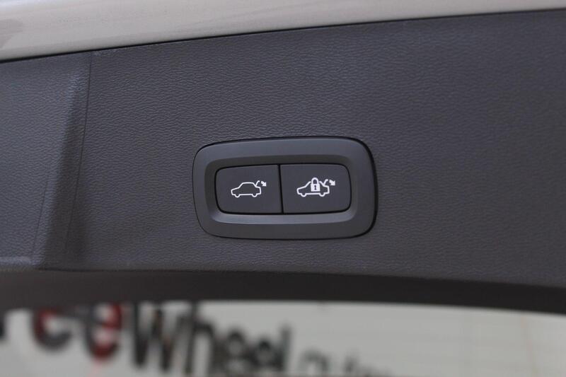 2023 Volvo XC40 in Silver — image 26 of 73