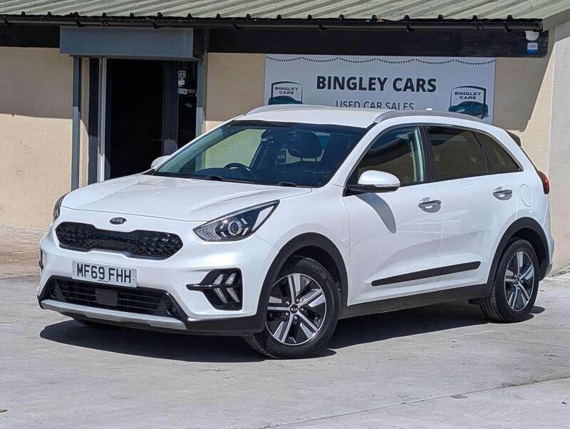 Kia Niro view 2