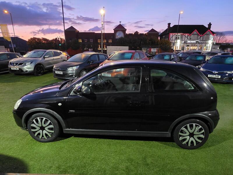 Vauxhall Corsa view 5