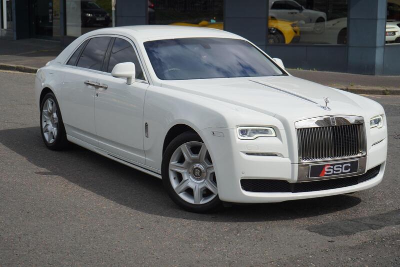 Rolls-Royce Ghost view 4