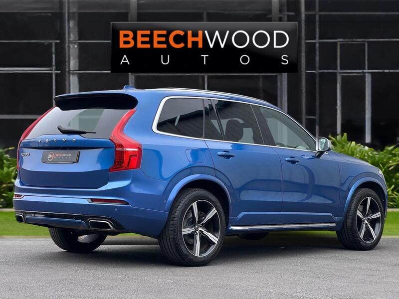 Volvo XC90 view 4