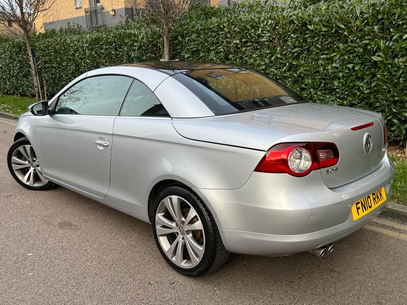 Volkswagen Eos view 4
