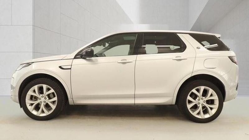 Land Rover Discovery Sport view 5