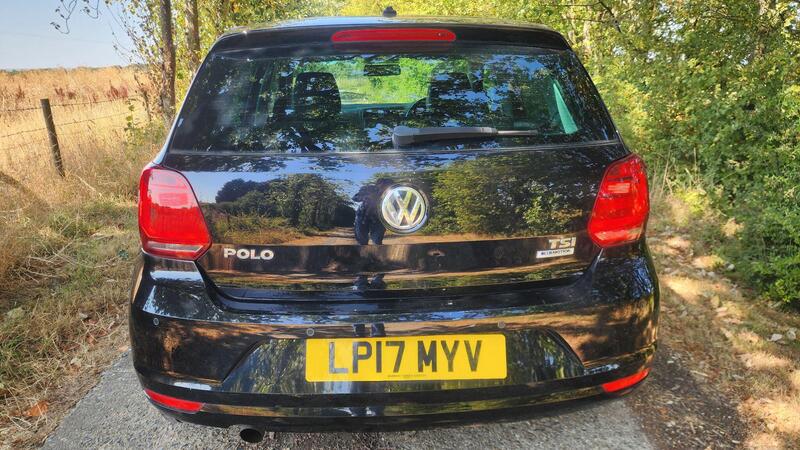 2017 Volkswagen Polo — photo 9