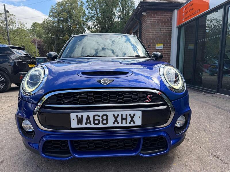Mini Cooper view 4