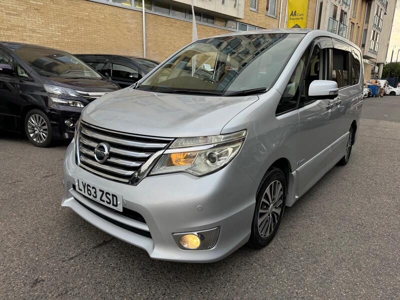 Nissan Serena view 7