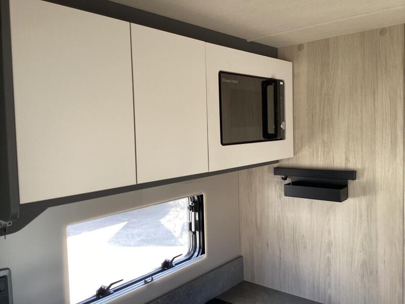 Auto-Trail F-Line F60 — image 15