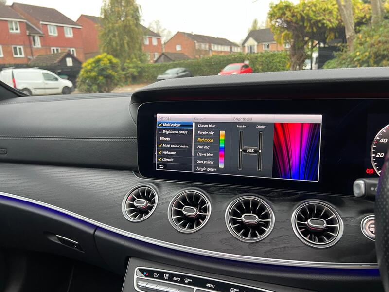 Mercedes-Benz E Class view 76