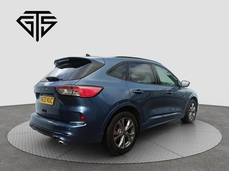 Ford Kuga view 3