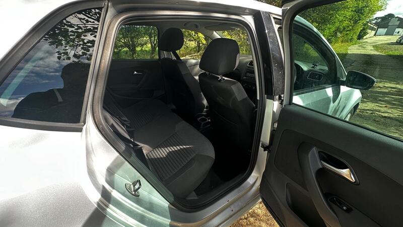 2013 Volkswagen Polo — photo 8