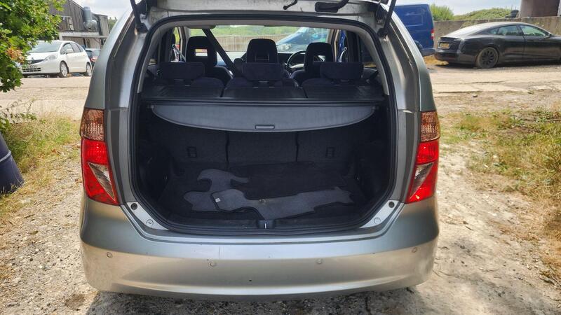 2008 Honda FR-V — photo 9