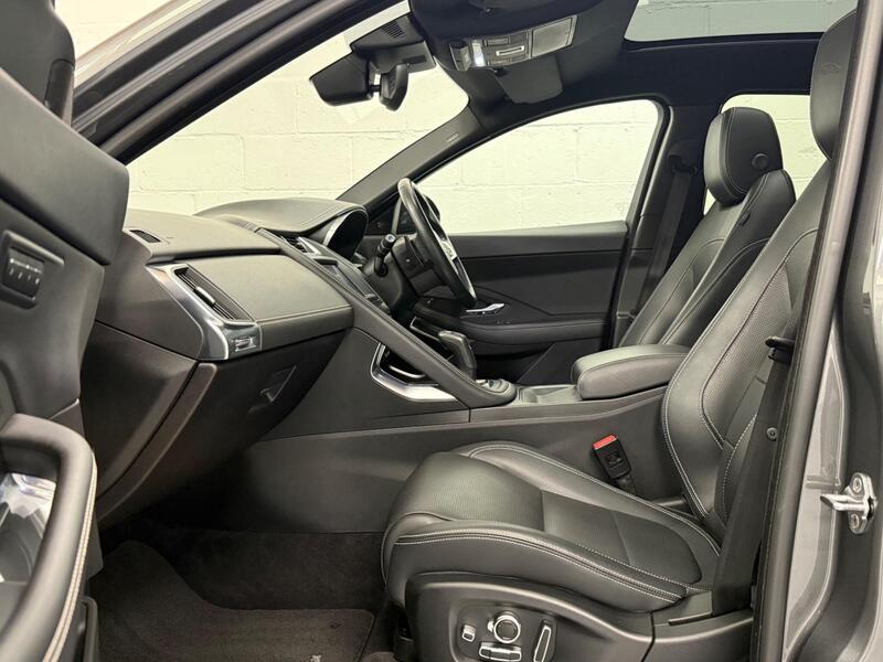 Jaguar E-Pace view 3