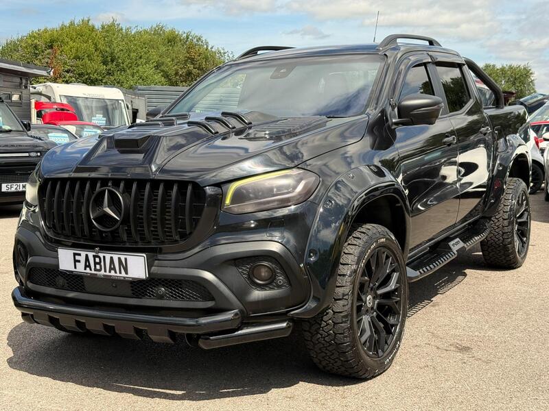 Mercedes-Benz X-Class view 4