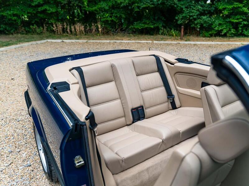 BMW 3 Series view 6