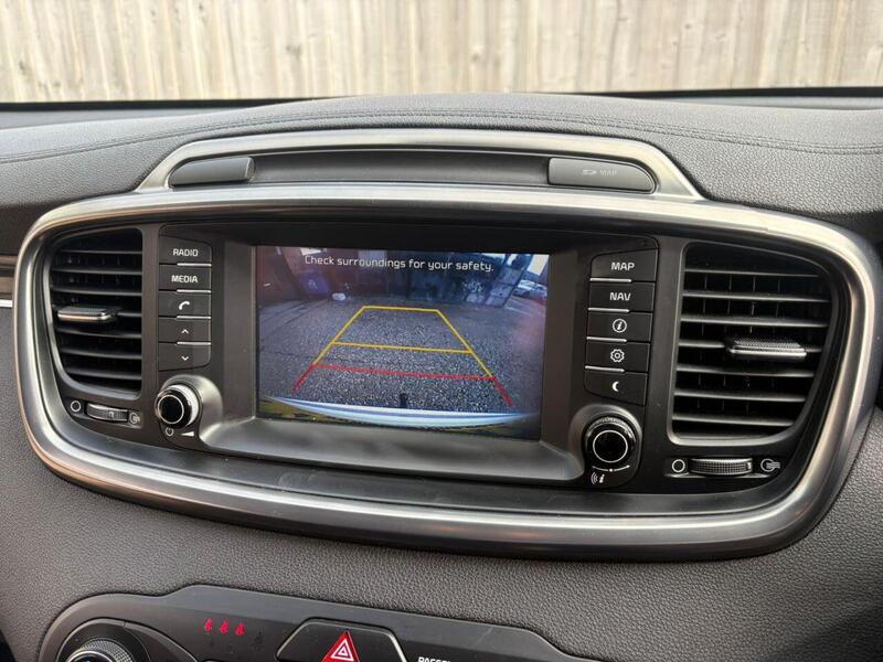 Kia Sorento view 6