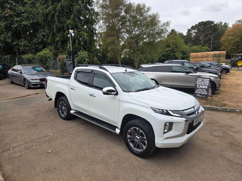 Mitsubishi L200 view 6