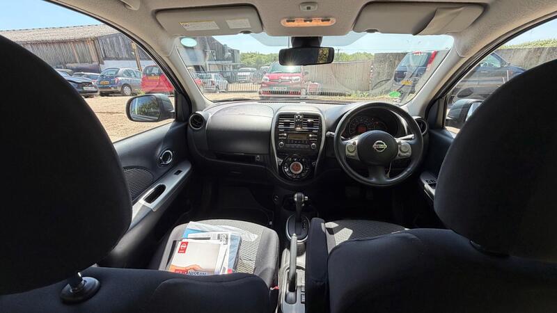 2015 Nissan Micra — photo 12