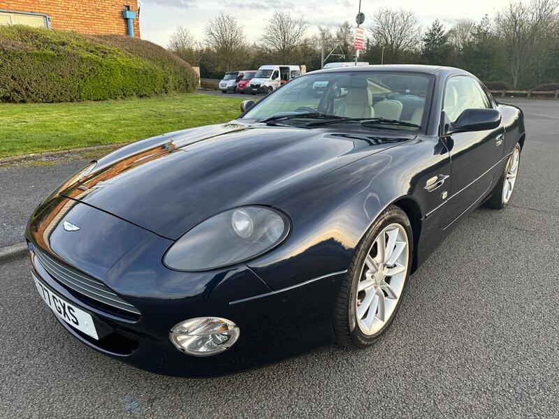 Aston Martin DB7 view 6
