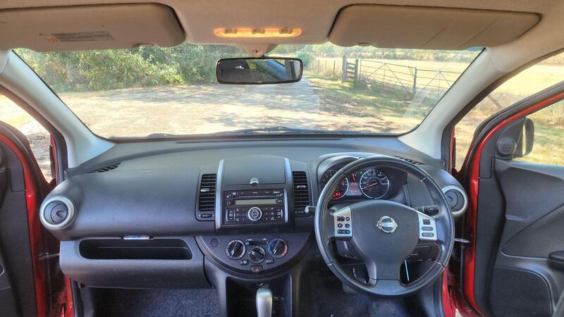 2010 Nissan Note — photo 23