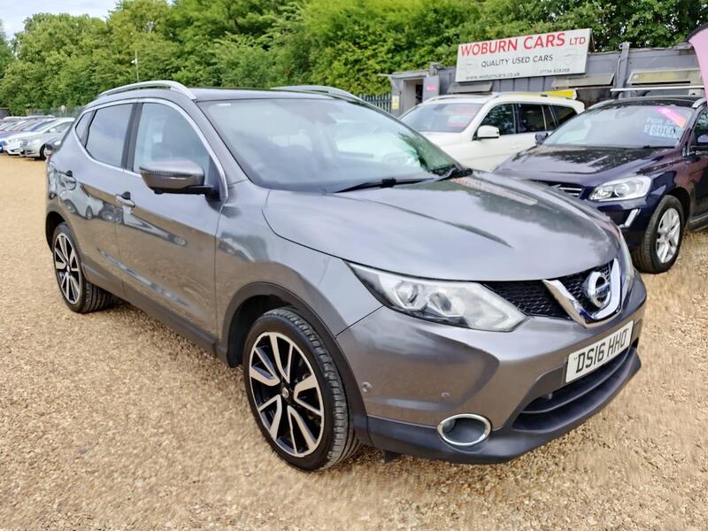 2016 Nissan Qashqai in Grey for sale