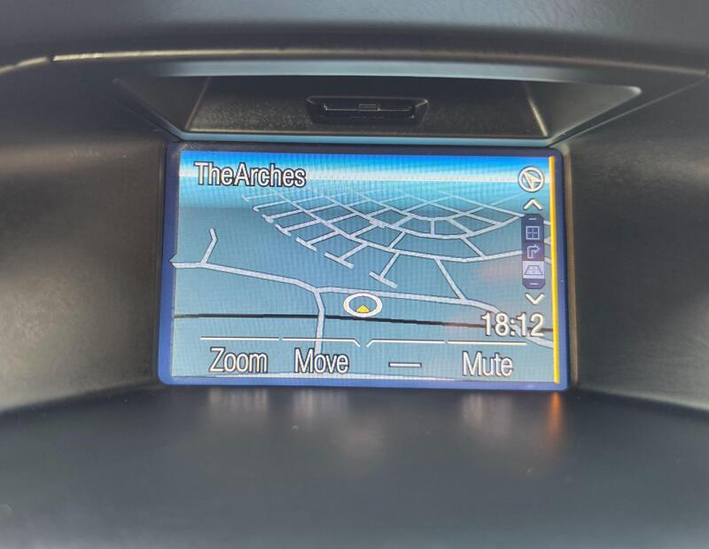 Ford Focus 1.0T EcoBoost Titanium Navigator Euro 5 (s/s) 5dr thumbnail 40